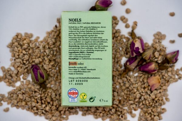 Rückseite der Produktverpackung von Noils Kaktusfeigenkernöl – Inhaltsstoffe, Anwendung und Qualitätssiegel